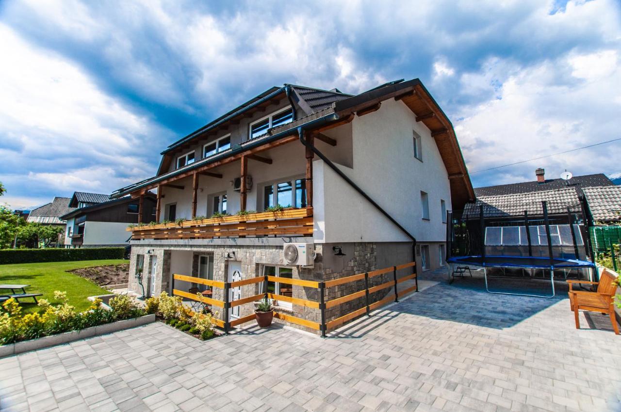 Apartments Ursus 블레드 외부 사진